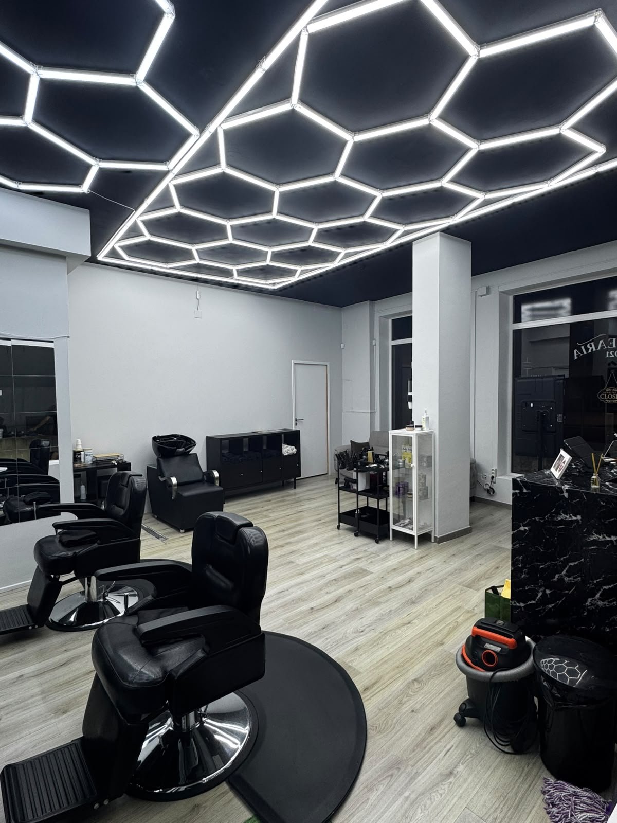 Espaço Barbearia 021
